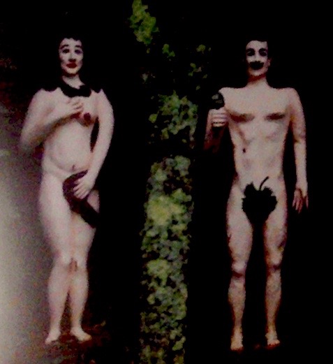 couple dans le jardin de la Fabuloserie à Dicy